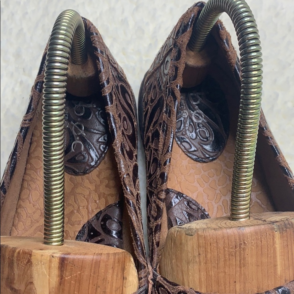 BOC Born Concept brown paisley shoes mules - Picture 3 of 15